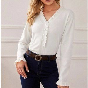 LAST ONE 🔥White Frill Trim Sweater